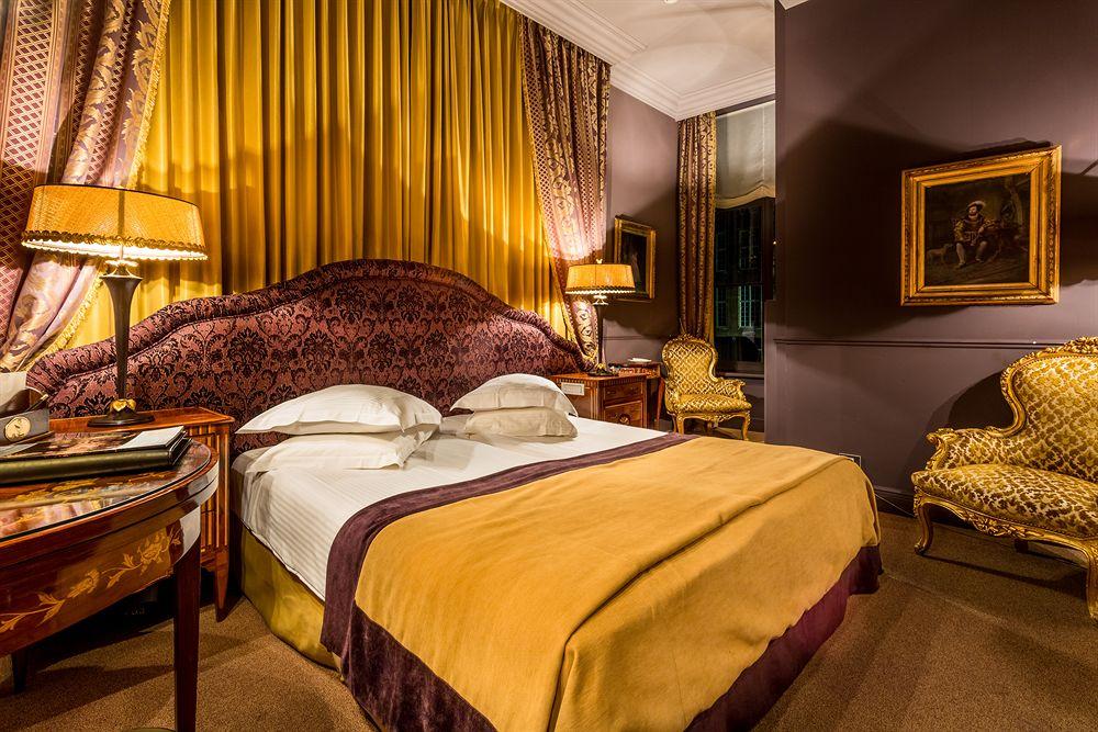 Boutique Hotel Die Swaene Bruges Exterior photo